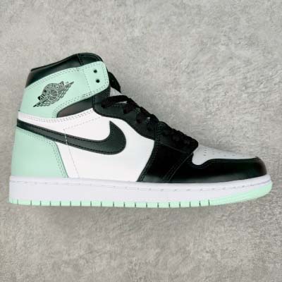 2025年1月31日新品入荷Z Air Jordan AJ1...