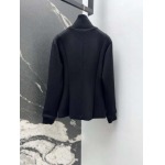 2025年2月7日新作chanelスラックス