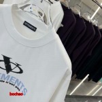 2025 2月10日新入荷 VETEMENTS 半袖Tシャツbochao 工場