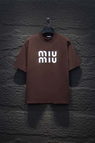 2025年2月13日新商品「miumiu」の半袖Tシャツ H...