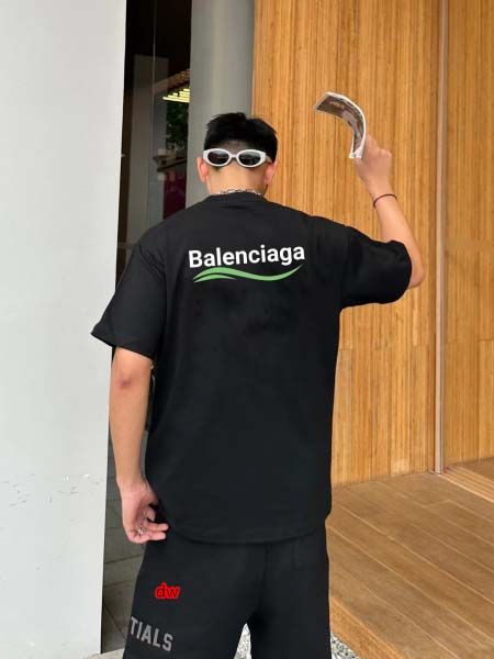 2025年2月28日高品質新品Balenciaga半袖 tシ...