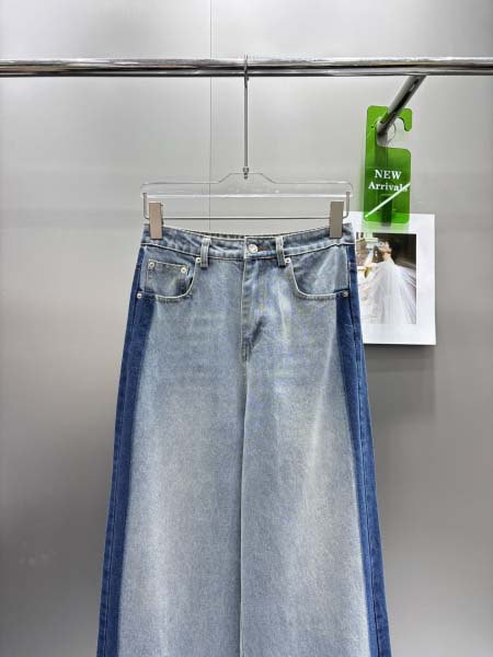 2025年4月29日入荷春夏新作PRADAジーパン can工場