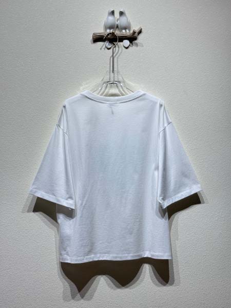 2025年5月26日入荷新作Celine半袖 Tシャツ男女兼用高品質★誕生日プレゼント/結婚祝い/内祝い/贈り物/SD工場