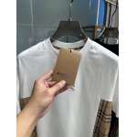 2025年5月21日入荷新作Burberry半袖Tシャツ 原版复刻高級品香港の会社超厳選★入手困難/誕生日プレゼント/yinx工場