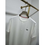 2025年5月21日入荷新作Prada半袖Tシャツ 原版复刻高級品香港の会社超厳選★入手困難/誕生日プレゼント/yinx工場