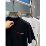 2025年5月22日入荷新作Prada半袖Tシャツ 原版复刻高級品香港の会社超厳選★入手困難/誕生日プレゼント/yinx工場