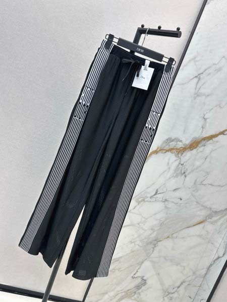 2025年6月9日入荷春夏新作Diorストレートパンツファッション/誕生日プレゼント/贈り物 can工場
