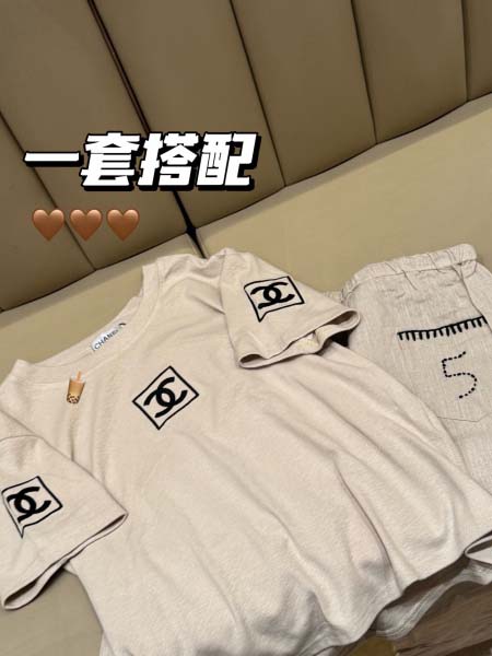 2025年6月9日入荷春夏新作Chanel半袖 Tファッション/誕生日プレゼント/贈り物 can工場
