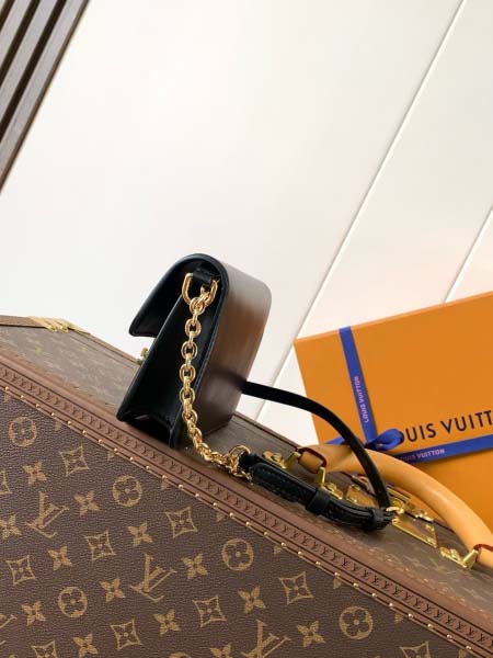 2025年6月26日Louis Vuitton バッグ Monogram  LV  Monogram Victorine :M14564:20CMx11.5CMx4CM 高品質人気の新作/誕生日プレゼント/SQ工場