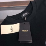 2025年6月6日入荷新作FENDI半袖 Tシャツ誕生日プレゼントの服/人気/BC工場S-XXL