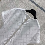 2025年6月10日入荷春夏新作Chanel半袖 Tファッション/誕生日プレゼント/贈り物 can工場