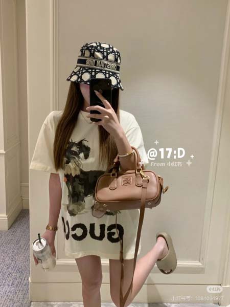 2025年6月12日入荷春夏新作GUCCI半袖 Tファッショ...