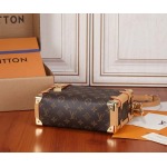 2025年6月26日Louis Vuitton バッグNicolas Ghesquire  Side Trunk Monogram  S-lock Monogram  S-lock :M46358:21CMx14CMx6CM 高品質人気の新