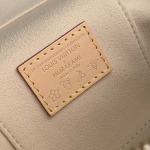 2025年6月26日Louis Vuitton バッグ Vanity Pouch  CMx  Monogram  LV Monogram :M13662:19CMx11.5CMx6.5CM 高品質人気の新作/誕生日プレゼント/SQ工場