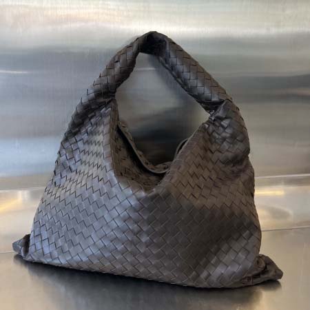 2025年7月7日入荷新作Bottega Veneta   763970   54x24x13  極品/正規品同様/人気/革/バッグ/AJ工場