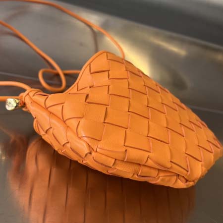 2025年7月7日入荷新作Bottega Veneta  SARDINE  744267    20x12x2.5    極品/正規品同様/人気/革/バッグ/AJ工場