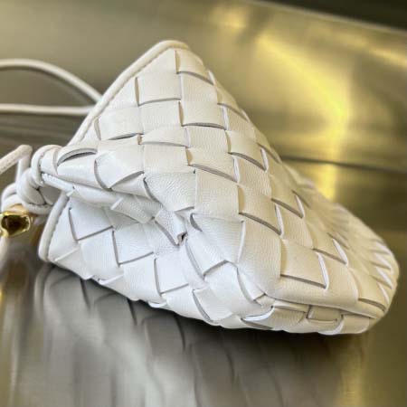 2025年7月7日入荷新作Bottega Veneta  SARDINE  744267    20x12x2.5    極品/正規品同様/人気/革/バッグ/AJ工場