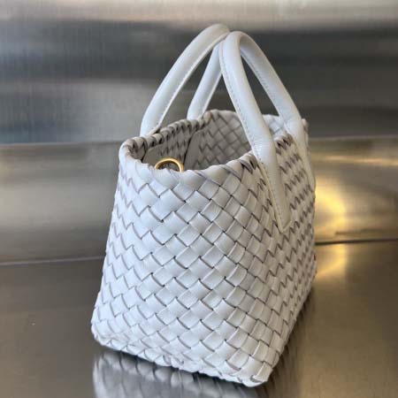 2025年7月7日入荷新作 Bottega Veneta Mini Cabat  709464    20x15x12   極品/正規品同様/人気/革/バッグ/AJ工場