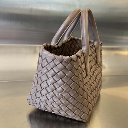 2025年7月7日入荷新作 Bottega Veneta Mini Cabat  709464   20x15x12   極品/正規品同様/人気/革/バッグ/AJ工場