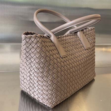2025年7月7日入荷新作#BCabat 608810  Logo  Bottega Veneta  45cm  32x23x16    極品/正規品同様/人気/革/バッグ/AJ工場