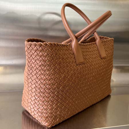 2025年7月7日入荷新作#BCabat608811  Logo  Bottega Veneta  51x45x20   極品/正規品同様/人気/革/バッグ/AJ工場