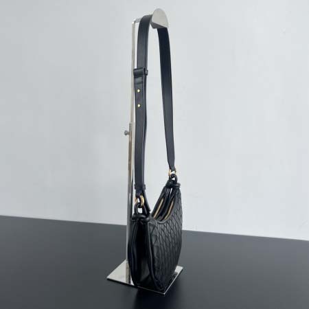 2025年7月7日入荷新作Bottega Veneta Gemelli  796638 Gemelli    26x15x8    極品/正規品同様/人気/革/バッグ/AJ工場