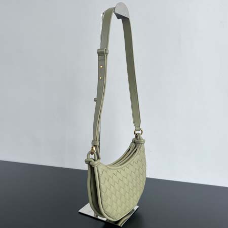 2025年7月7日入荷新作Bottega Veneta Gemelli  796638 Gemelli    26x15x8    極品/正規品同様/人気/革/バッグ/AJ工場