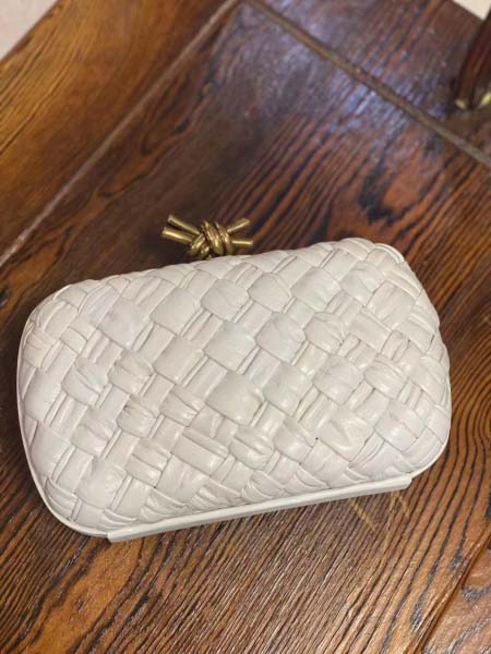 2025年7月7日入荷新作 Bottega Veneta Kont 717622  /   19*11.5*5P極品/正規品同様/人気/革/バッグ/AJ工場