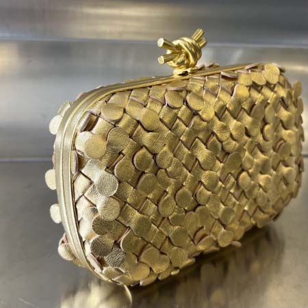 2025年7月7日入荷新作 Bottega Veneta Kont 717622  /   19*11.5*5P極品/正規品同様/人気/革/バッグ/AJ工場