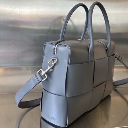 2025年7月7日入荷新作 Bottega Veneta Arco 746358       SIZE:36x28x12極品/正規品同様/人気/革/バッグ/AJ工場