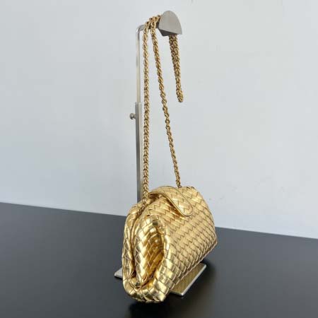 2025年7月7日入荷新作 Bottega Veneta 新作Lauren 1980    804038    SIZE:27x15x8 極品/正規品同様/人気/革/バッグ/AJ工場