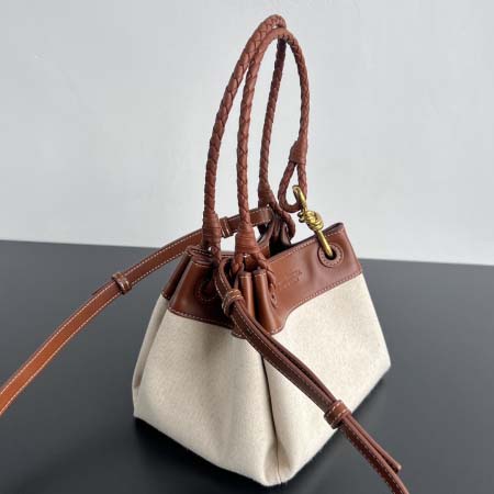 2025年7月7日入荷新作 Bottega Veneta 826220   SIZE:21x17x16 極品/正規品同様/人気/革/バッグ/AJ工場
