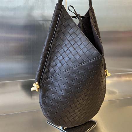 2025年7月8日入荷新作#Bottega Veneta   2023  740990    hin37.5x44x2CM極品/正規品同様/人気/革/バッグ/AJ工場