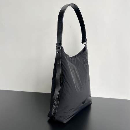 2025年7月8日入荷新作BV776221 large Crossroad& Hobo  size:45*43*12cm 極品/正規品同様/人気/革/バッグ/AJ工場