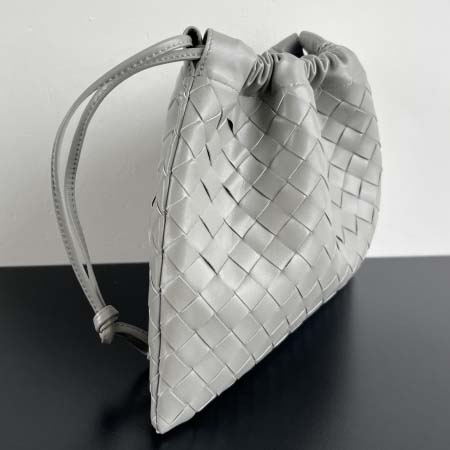2025年7月8日入荷新作#Bottega Veneta     Dustbag 796728   32x23 極品/正規品同様/人気/革/バッグ/AJ工場
