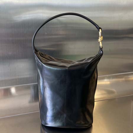 2025年7月8日入荷新作#Bottega Veneta  Hobo knot730965 Knot       31x23x14  極品/正規品同様/人気/革/バッグ/AJ工場
