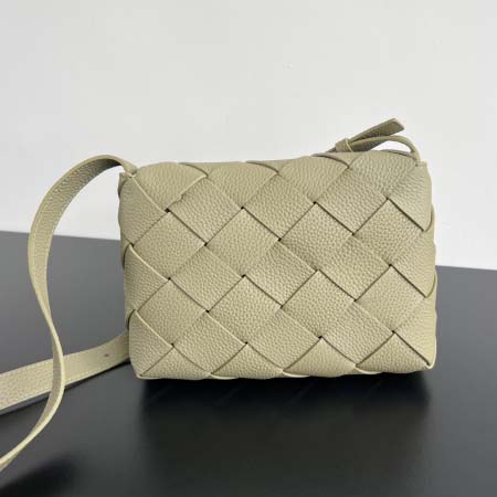 2025年7月8日入荷新作#Bottega Veneta     Diago  795637     22.5x16.5x5.5  極品/正規品同様/人気/革/バッグ/AJ工場