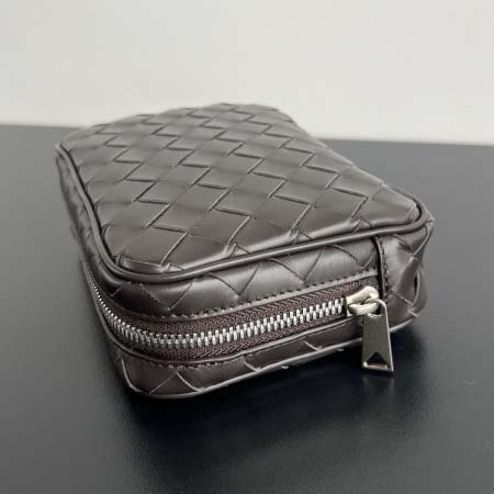 2025年7月8日入荷新作B 24 765800 Intrecciato     logo     11.5*16.5*3.5cm 極品/正規品同様/人気/革/バッグ/AJ工場
