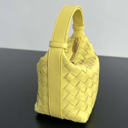 2025年7月8日入荷新作#Bottega Veneta  Wallace 776781     17x13.5x5.3   極品/正規品同様/人気/革/バッグ/AJ工場