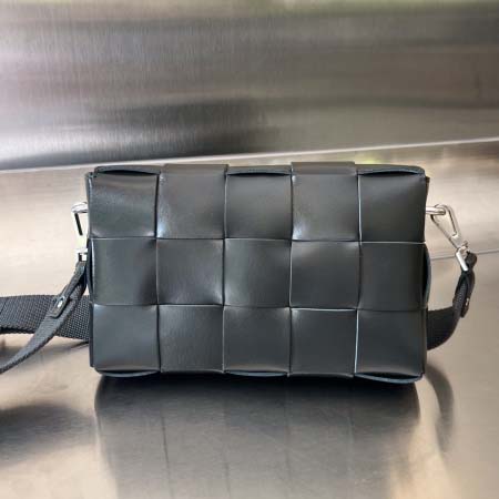 2025年7月9日入荷新作#Bottega Veneta 741777 23x15x5 極品/正規品同様/人気/革/バッグ/AJ工場