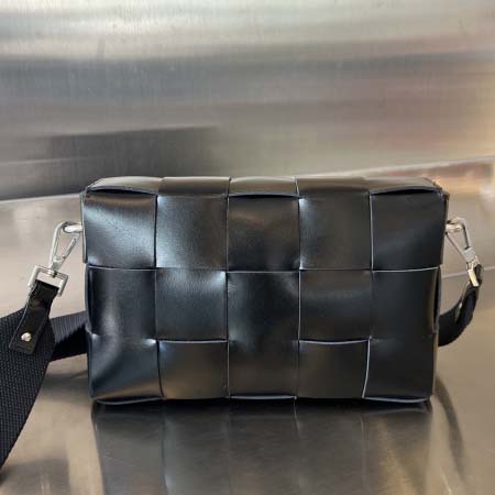 2025年7月9日入荷新作#Bottega Veneta 741777 23x15x5 極品/正規品同様/人気/革/バッグ/AJ工場