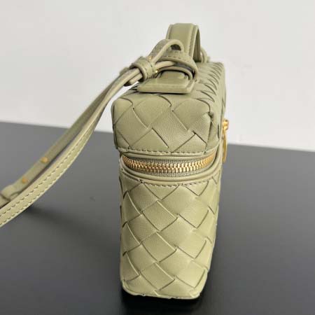 2025年7月9日入荷新作#Bottega Veneta  Vanity Case 789109 22x12.5x5 極品/正規品同様/人気/革/バッグ/AJ工場