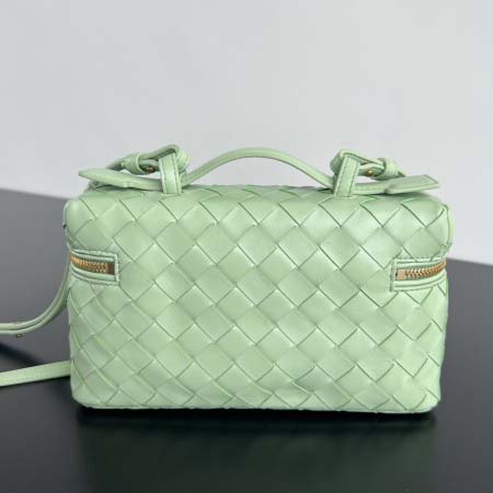 2025年7月9日入荷新作#Bottega Veneta  Vanity Case 789109 22x12.5x5 極品/正規品同様/人気/革/バッグ/AJ工場