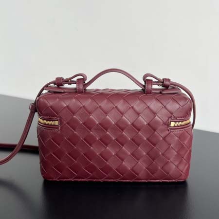 2025年7月9日入荷新作#Bottega Veneta  Vanity Case 789109 22x12.5x5 極品/正規品同様/人気/革/バッグ/AJ工場