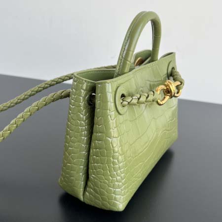 2025年7月9日入荷新作#Bottega Veneta  Andiamo Mini 777614  ~  Andiamo  22x9x15.5 極品/正規品同様/人気/革/バッグ/AJ工場
