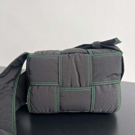 2025年7月9日入荷新作#Bottega Veneta  795675 23x14x7.5 極品/正規品同様/人気/革/バッグ/AJ工場