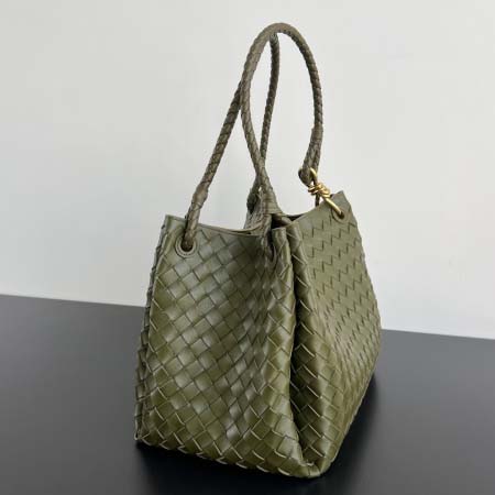 2025年7月9日入荷新作#Bottega Venetaintrecciato  796571   mini #Bottega Veneta  knot    Size30X26X20cm  極品/正規品同様/人気/革/バッグ/AJ工場