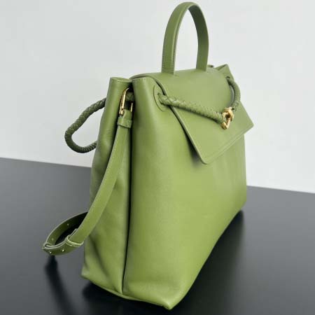 2025年7月9日入荷新作#Bottega Veneta Ciao Ciao 826195  Ciao Ciao Silky Calf. Ciao Ciao  42x32x15  極品/正規品同様/人気/革/バッグ/AJ工場