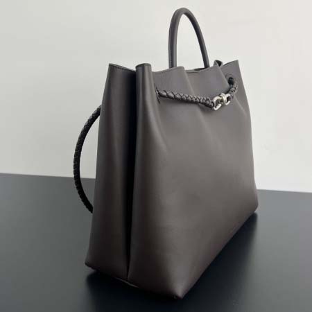 2025年7月9日入荷新作#Bottega Veneta   Andiamo  42x35x18  極品/正規品同様/人気/革/バッグ/AJ工場