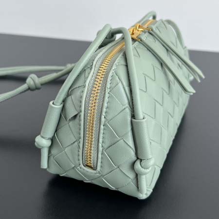 2025年7月9日入荷新作#Bottega VenetaConcert  ouch  794258    lntrecciato   18.5*11.5*8.5   極品/正規品同様/人気/革/バッグ/AJ工場